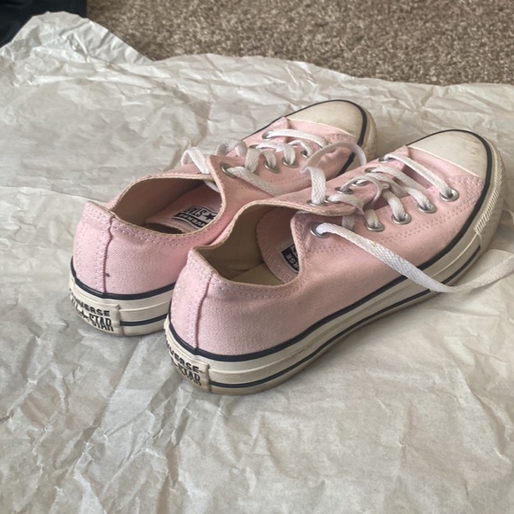 W 8.5 GUC pastel pink converse - Picture 3 of 4
